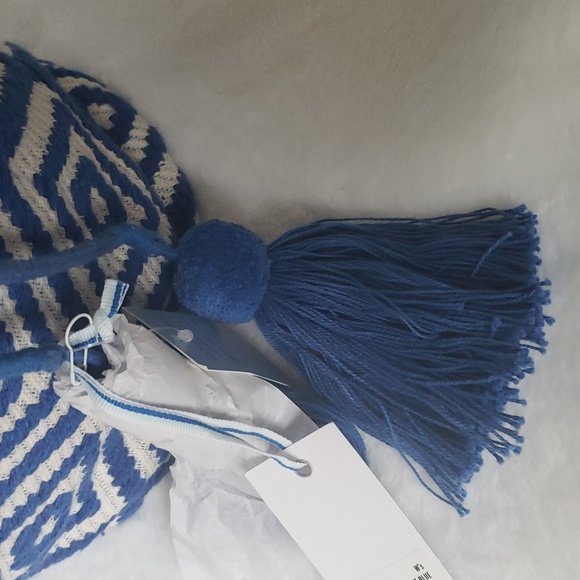 Southern Tide Ikat‎ Backpack. - Picture 3 of 7